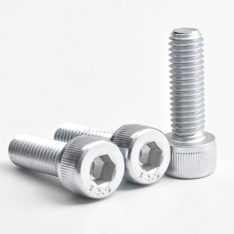 Các ứng dụng cụ thể của ốc vít đầu ổ cắm hex mạ kẽm là gì?